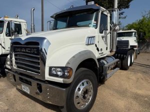 2018 MACK GRANITE GU713 9076357334