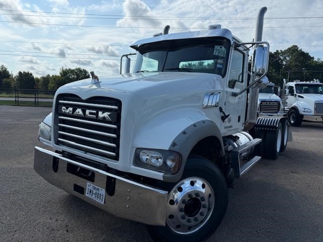 2019 MACK GRANITE GU713 - image 1 of 6