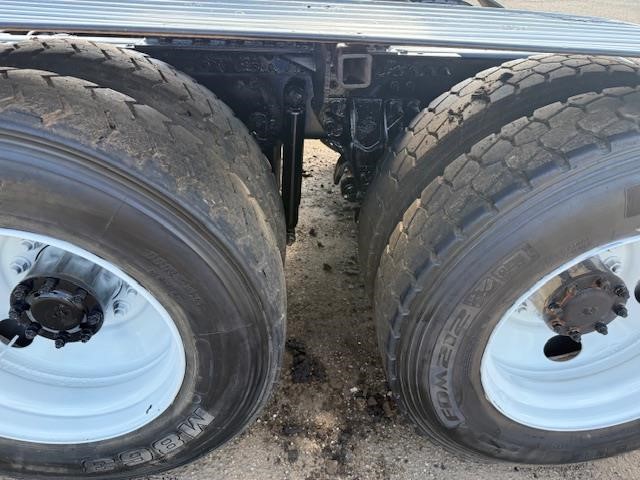 2019 MACK GRANITE GU713 - image 3 of 6