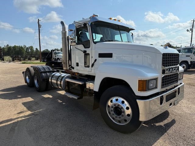 2023 MACK PINNACLE 64T - image 6 of 6