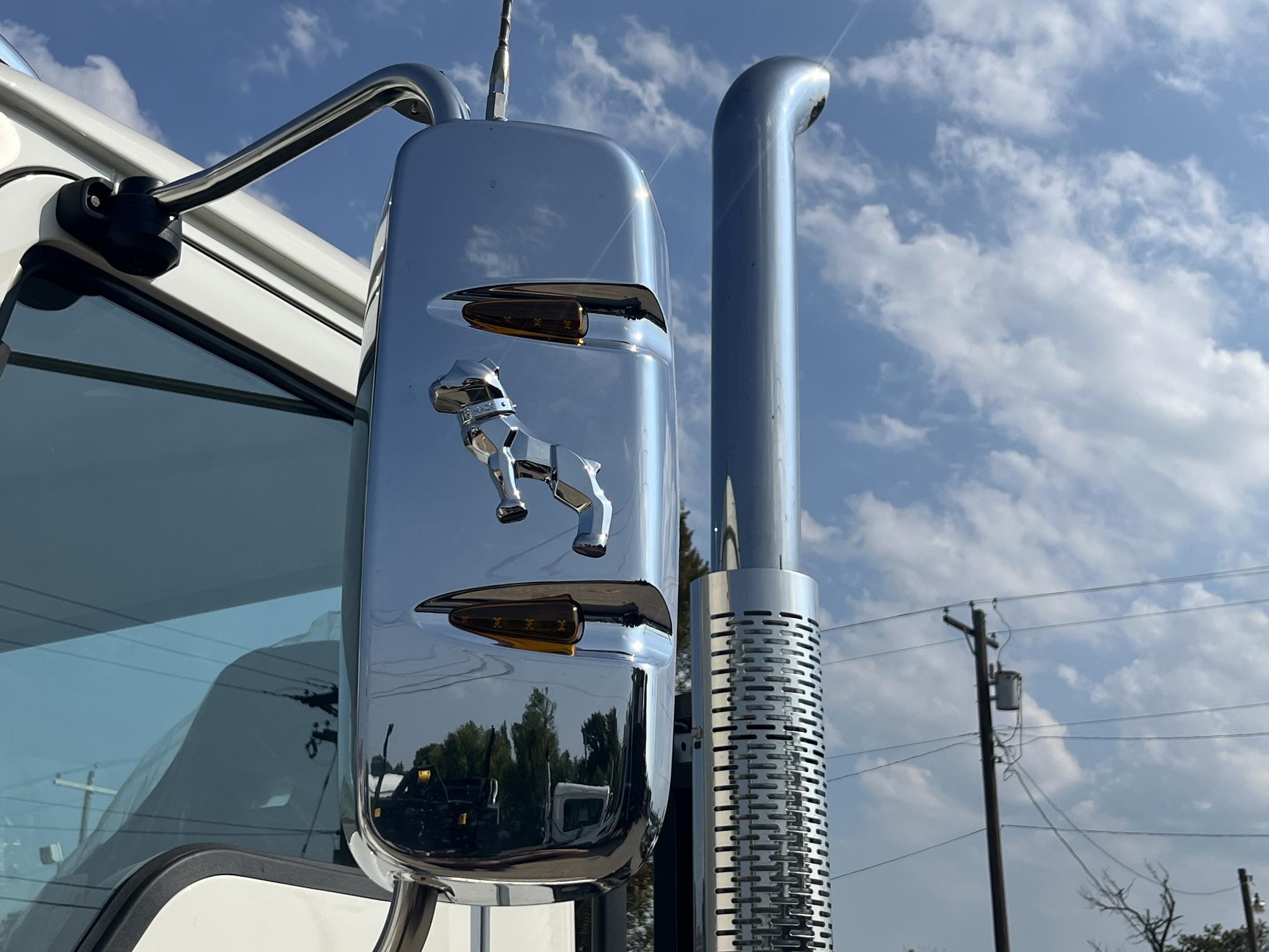 2026 MACK PINNACLE 64T - image 3 of 6