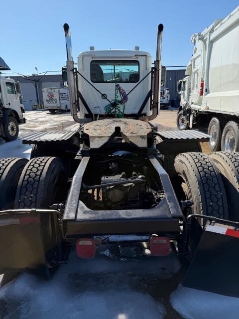 2019 Mack - image 5