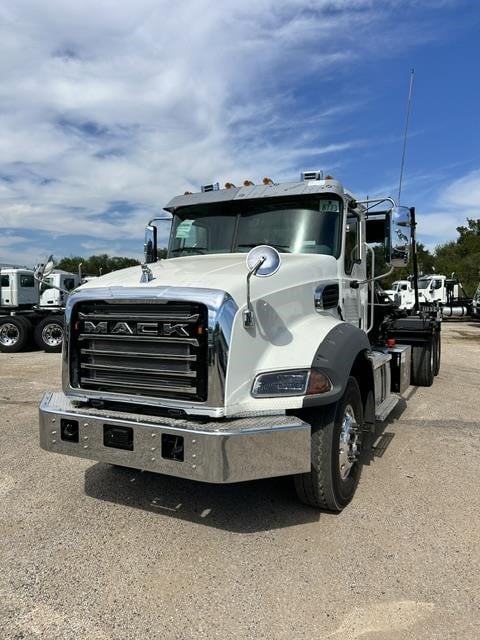 2026 Mack — photo 4